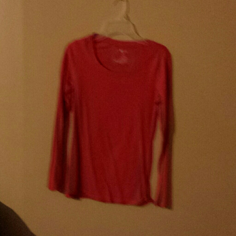 Long sleeve tee